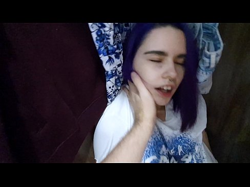 ❤️ Nahita ny rahavaviko tao amin'ny efi-tranonao ary nanampy azy hisotro ❌ Sluts amin'ny mg.porno-flix.ru ️❤